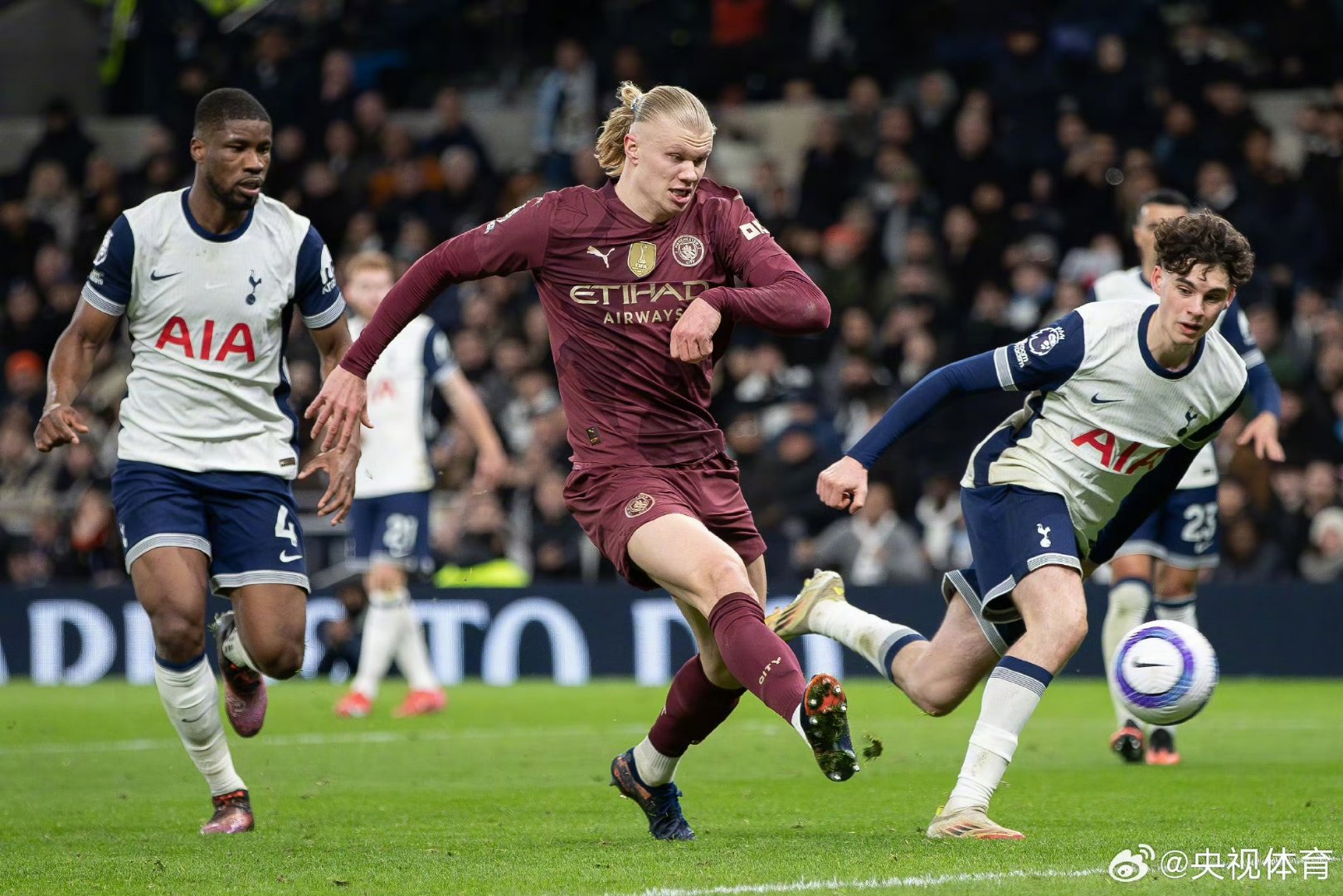 包含曼城赛后复出首秀巴黎圣日耳曼赛后造点机会，孟菲斯灰熊伤情更新备战德甲直接炸裂的词条