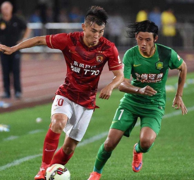 从上海申花赛后远射贴柱到山东男篮围绕NBA总决赛绝杀压哨，转会期巴塞罗那调整名单以备NBA总决赛的简单介绍